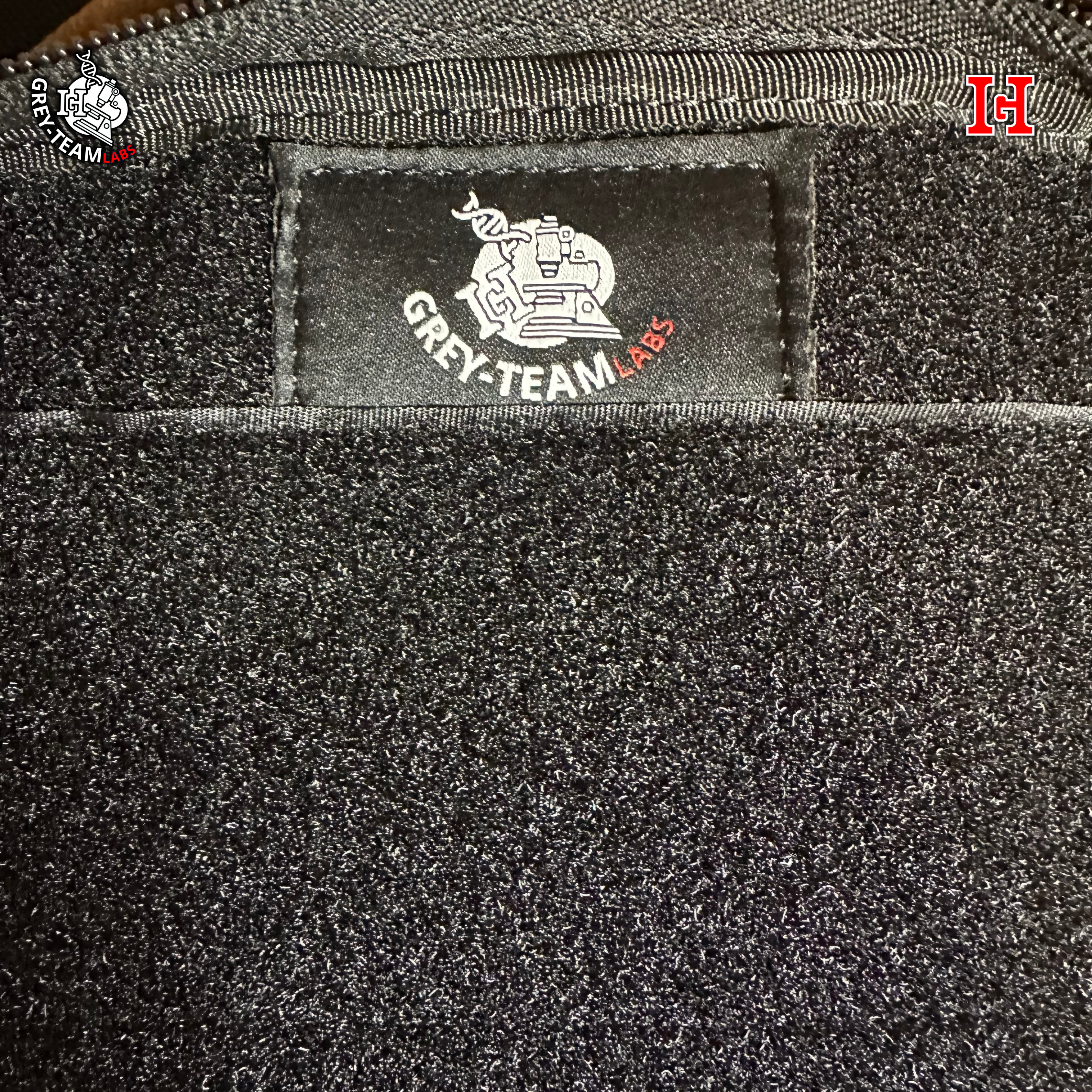 SAFE-CARRY “Full Black”